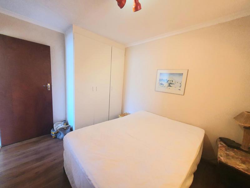 2 Bedroom Property for Sale in Middedorp Western Cape